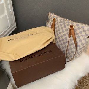 Louis Vuitton Azur Totally PM